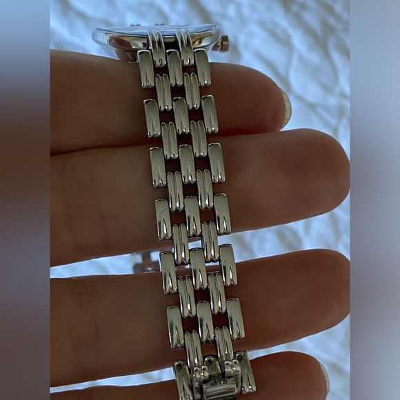 DIOR Watch With Diamonds - Picture 9 of 16